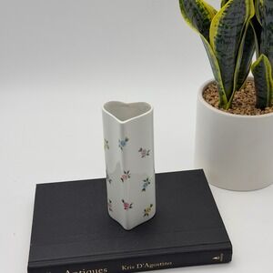 Vintage Lara Takahashi San Francisco Heart Shaped Floral Porcelain Bud Vase